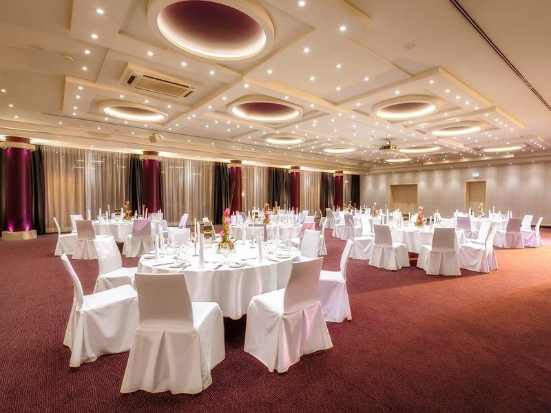 Hotel Dorint Kongresshotel 4*